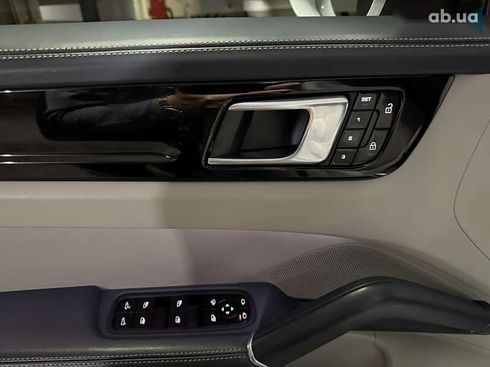 Porsche Cayenne Coupe 2019 - фото 25