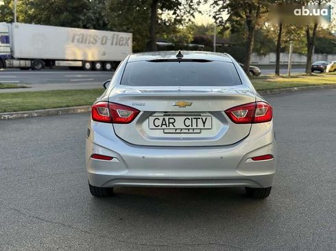 Chevrolet Cruze 2018 - фото 6