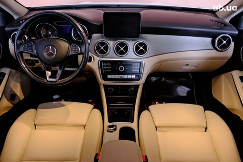 Mercedes-Benz GLA-Класс 2018 белый - фото 7