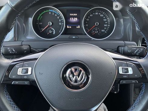 Volkswagen e-Golf 2020 - фото 24