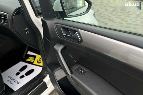 Volkswagen Touran 2019 - фото 10