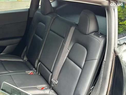 Tesla Model Y 2023 - фото 17