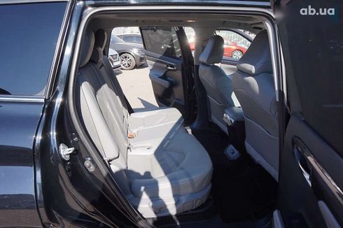 Toyota Highlander 2021 - фото 30