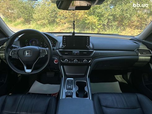 Honda Accord 2019 белый - фото 38