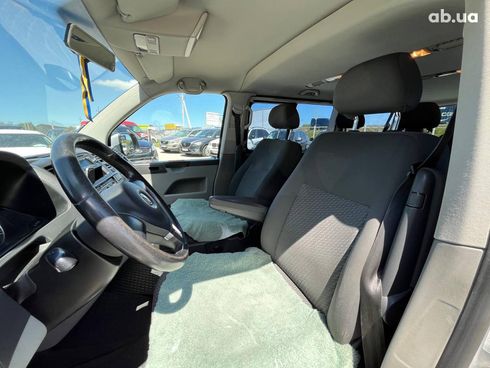 Volkswagen Caravelle 2013 серый - фото 34