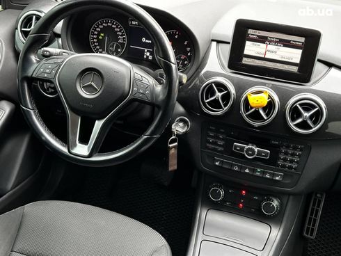 Mercedes-Benz V-Класс 2013 черный - фото 30