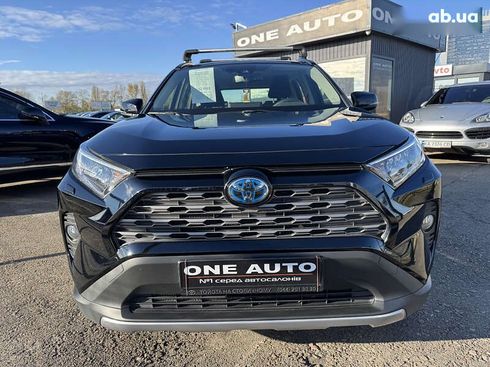 Toyota RAV4 2021 - фото 3