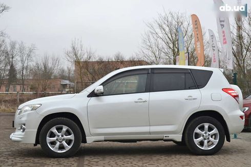 Toyota RAV4 2011 - фото 12