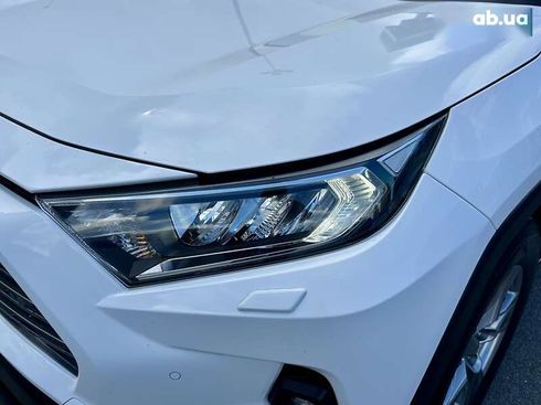 Toyota RAV4 2022 - фото 21