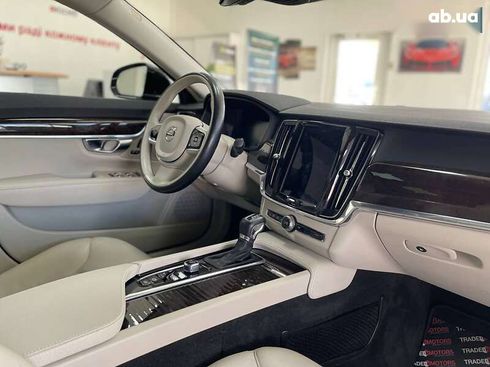 Volvo S90 2017 - фото 29