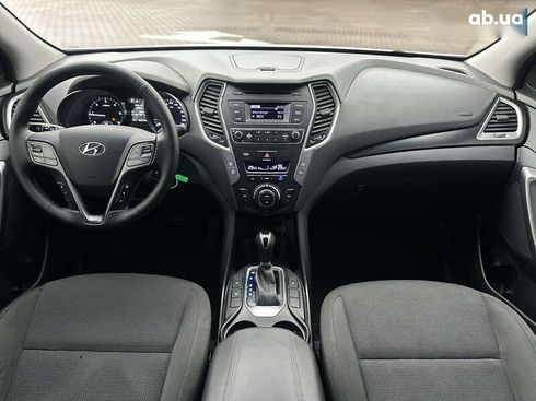 Hyundai Santa Fe 2017 - фото 19