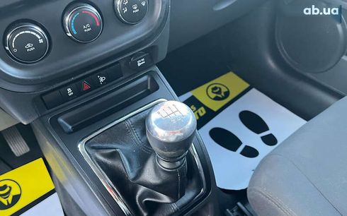 Jeep Compass 2011 - фото 14