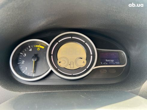 Renault Megane 2010 белый - фото 32