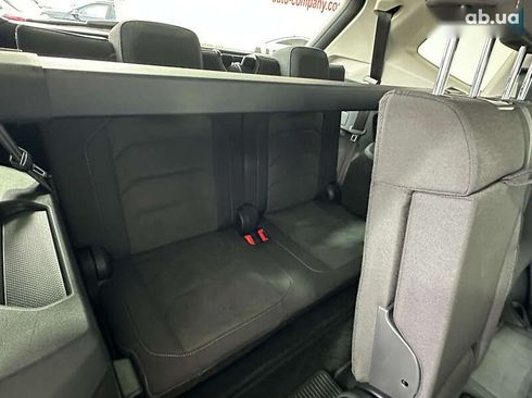 Volkswagen Tiguan Allspace 2018 - фото 17