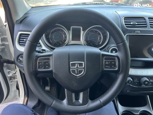 Dodge Journey 2018 белый - фото 10