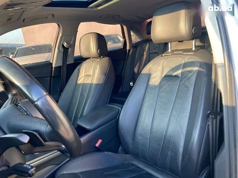 Audi A4 2017 - фото 19