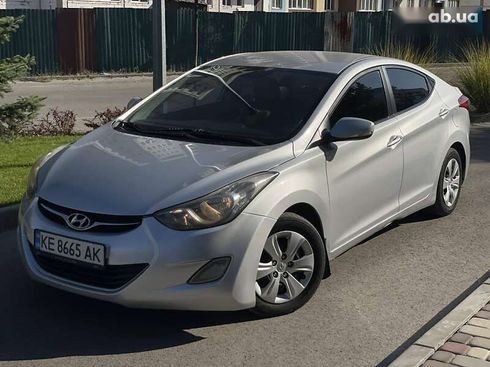 Hyundai Elantra 2011 - фото 3