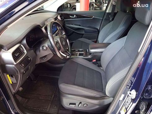 Kia Sorento 2016 - фото 12