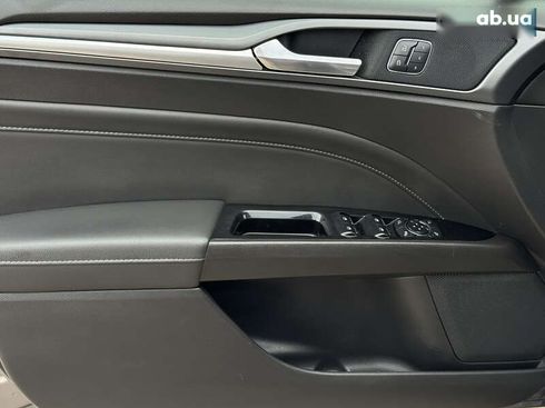 Ford Mondeo 2015 - фото 29