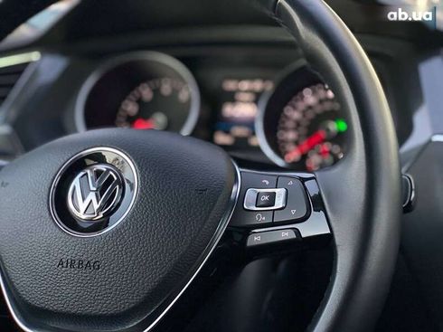 Volkswagen Tiguan 2017 - фото 11