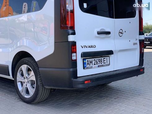 Opel Vivaro 2017 - фото 20