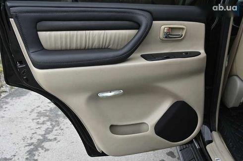 Lexus LX 2007 - фото 25