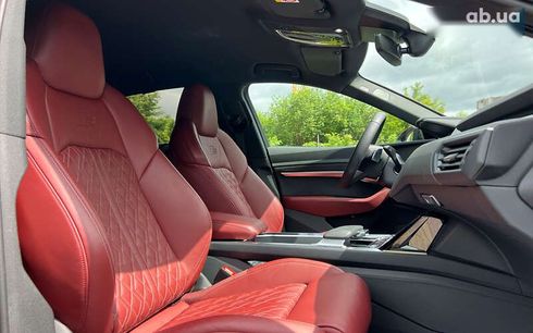 Audi SQ8 e-tron 2023 - фото 14
