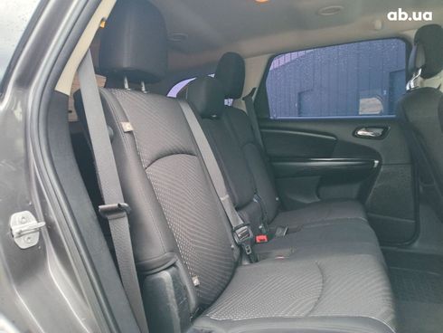 Dodge Journey 2015 серый - фото 9