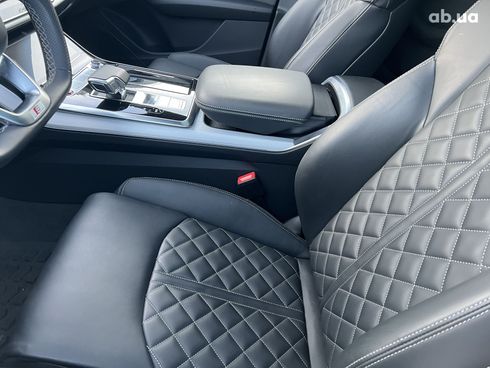 Audi SQ8 2023 - фото 32