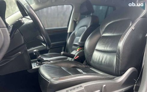 Skoda Superb 2013 - фото 11