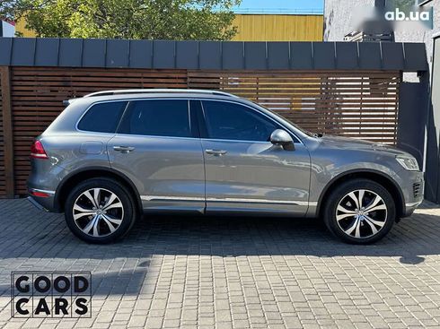 Volkswagen Touareg 2016 - фото 14