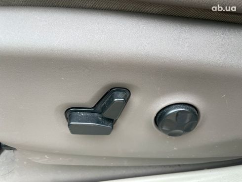 Chrysler Pacifica 2017 серый - фото 24