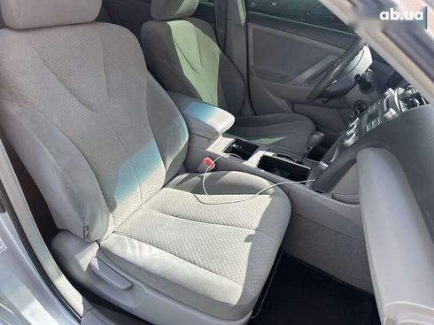 Toyota Camry 2007 - фото 10