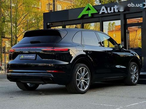 Porsche Cayenne 2021 - фото 19