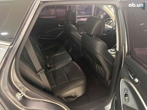 Hyundai Santa Fe 2015 - фото 18