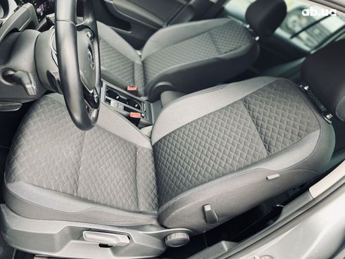 Volkswagen Golf 2018 серебристый - фото 13