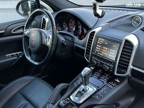 Porsche Cayenne 2012 - фото 14