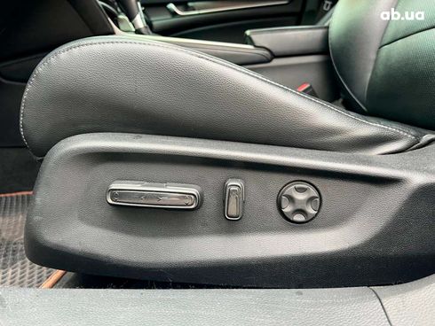 Honda Accord 2018 белый - фото 19