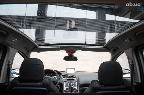 Peugeot 5008 2012 - фото 18
