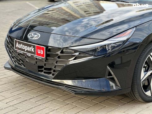 Hyundai Elantra 2022 черный - фото 10