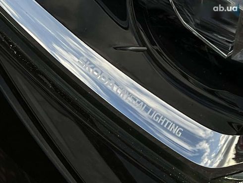 Skoda Superb 2021 - фото 16