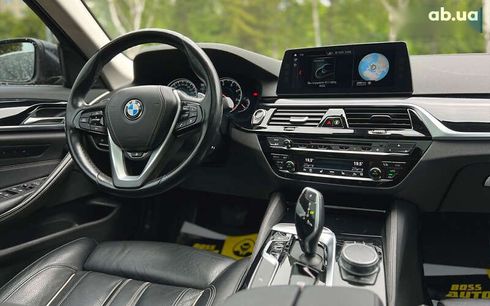 BMW 5 серия 2017 - фото 14