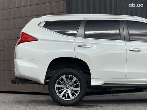 Mitsubishi Pajero Sport 2016 - фото 12