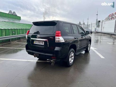 Toyota Land Cruiser Prado 2010 - фото 7