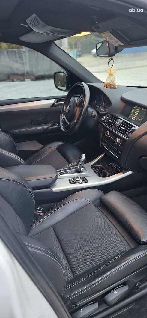 BMW X3 2013 белый - фото 17