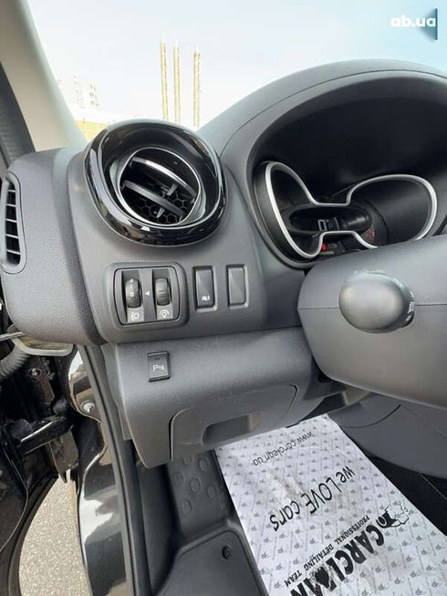 Renault Trafic 2019 - фото 19