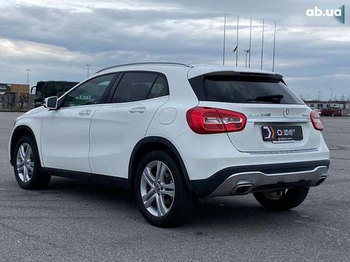 Mercedes-Benz GLA-Класс 2019 - фото 2