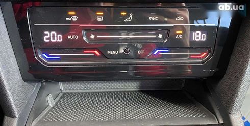 Volkswagen Passat 2020 - фото 20