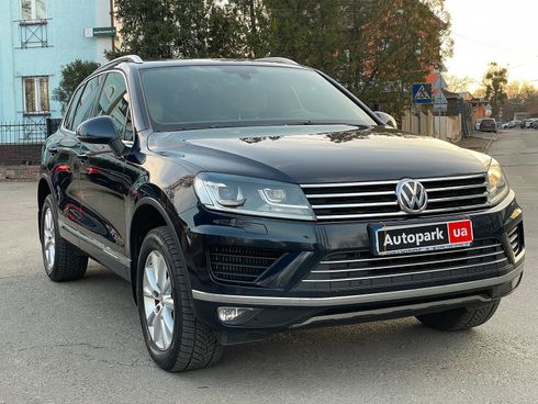 Volkswagen Touareg 2017 синий - фото 5