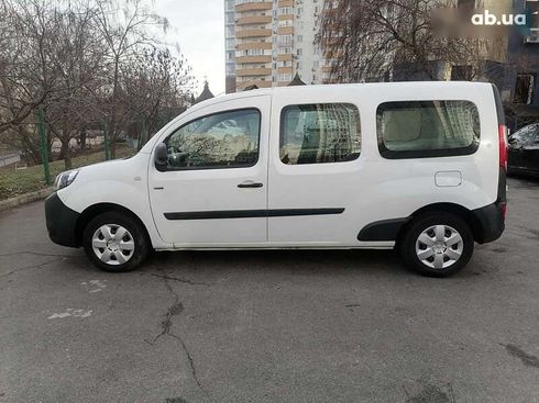 Renault Kangoo 2019 - фото 20